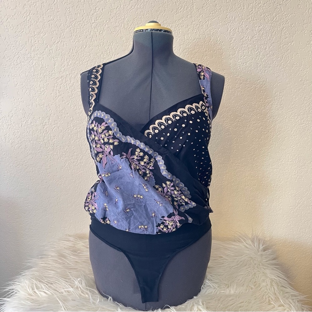 Free People Sweet Thing Bodysuit NWOT
Intimately Cross Back